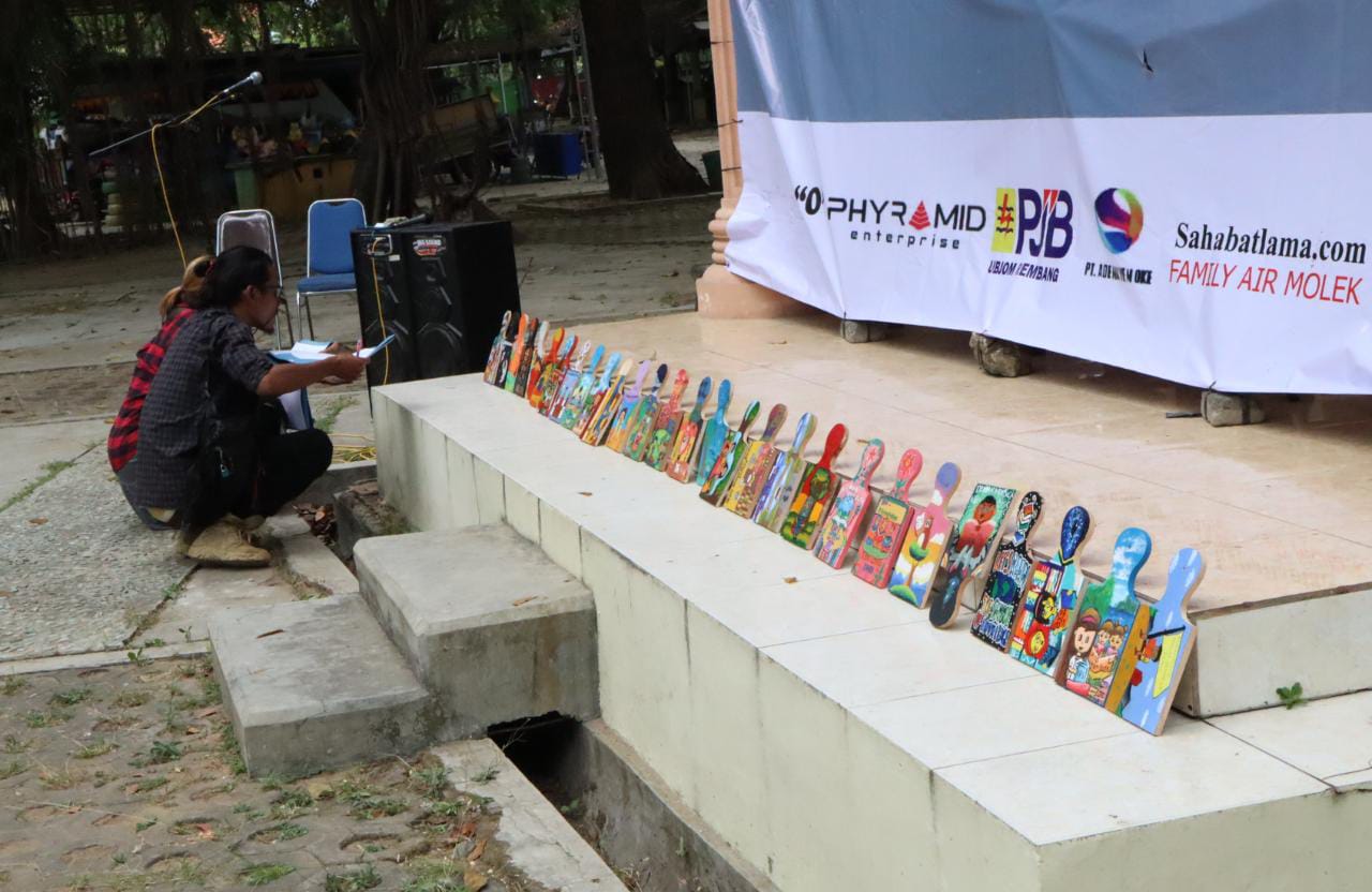 KONSER LUKIS TELENAN | Memperingati hari kunjung perpustakaan
